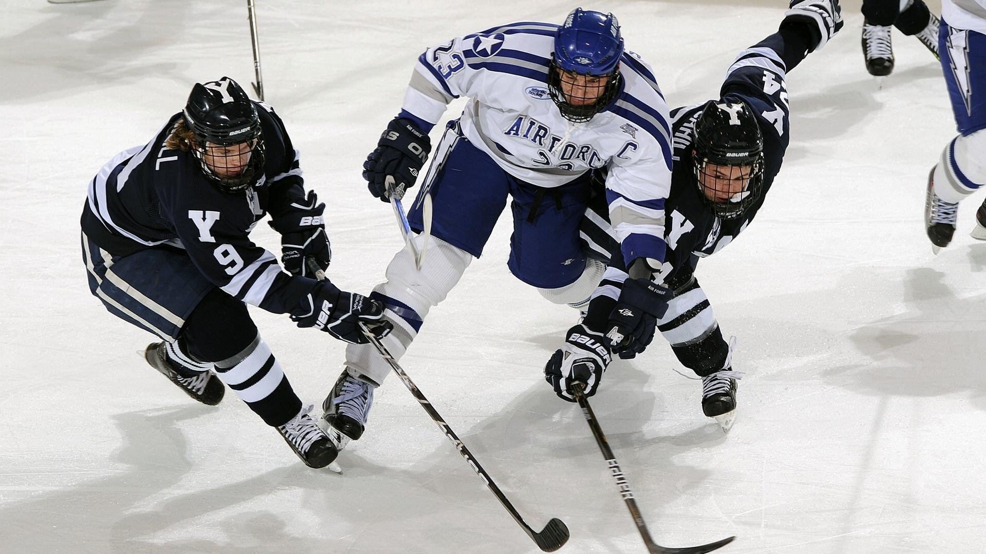 开云体育中国-美加墨世界杯之夜，当拉文用实力撕碎所有质疑