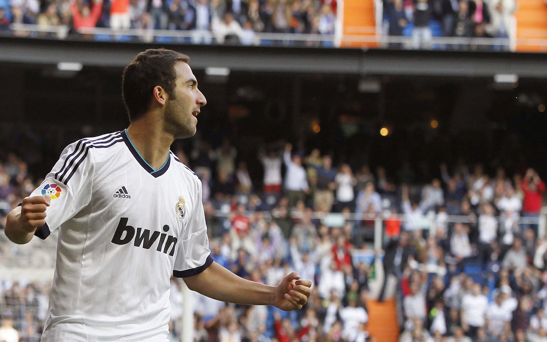 开云官网-哈弗茨关键进球定乾坤，巴萨全面压制毕尔巴鄂